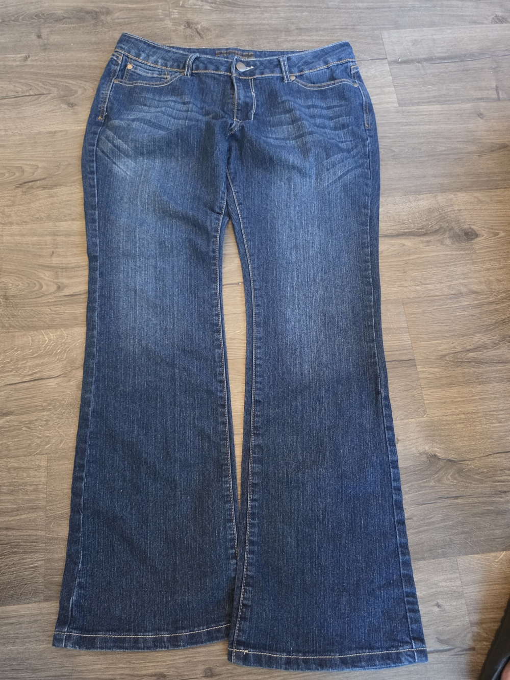 Express Women's Dark Blue Flare Jeans